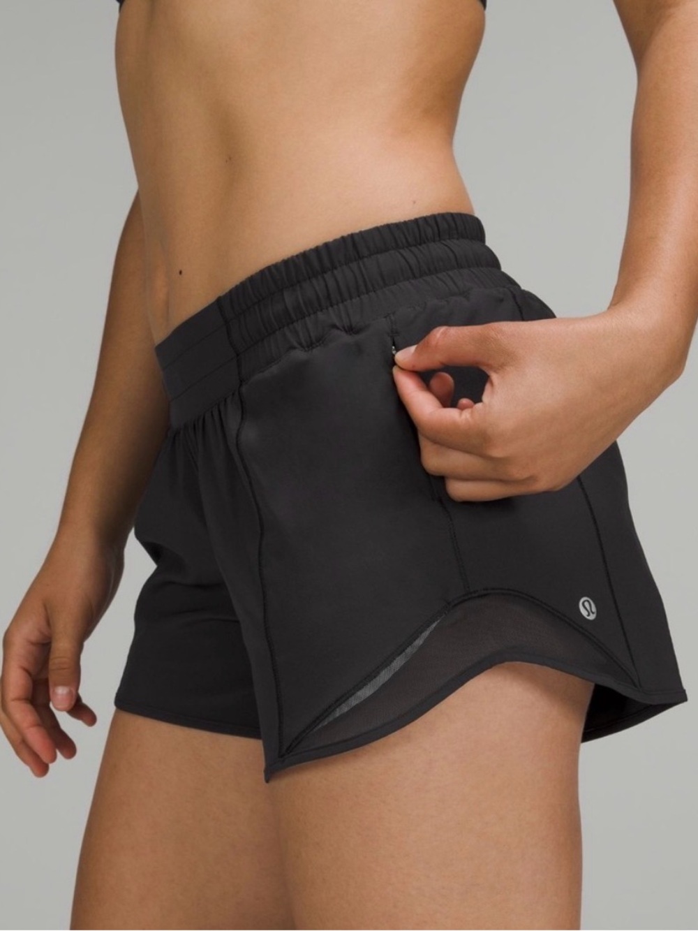 Lululemon Hotty Hot LR Short 4” NWT